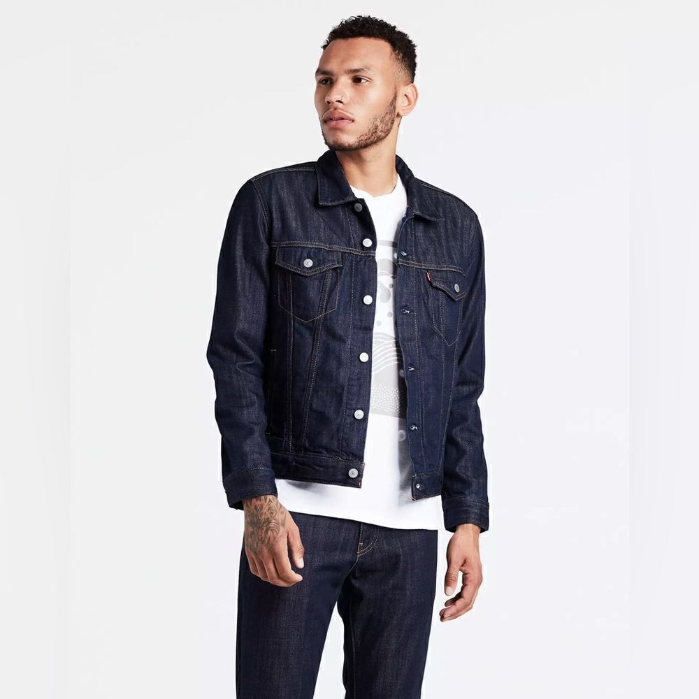 NWT- Levi’s- Men’s Denim Jean Trucker Jacket, Size XL